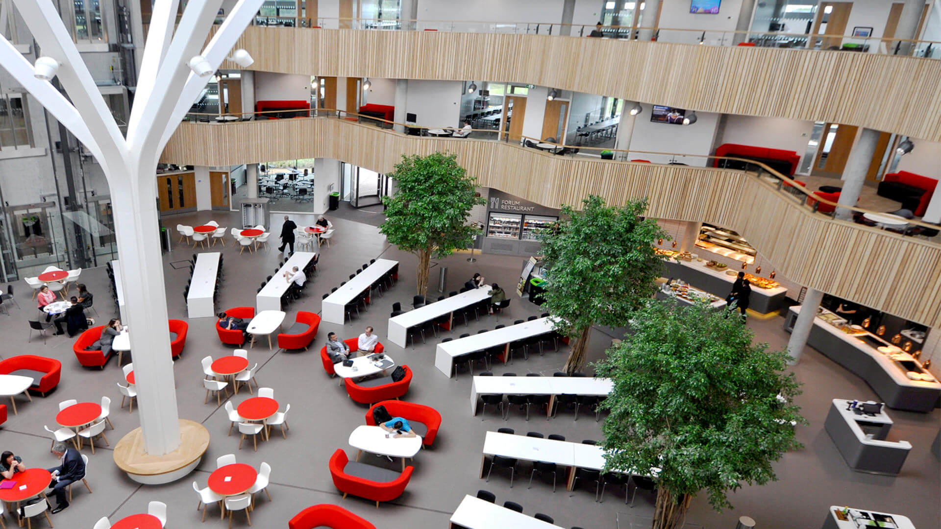 伯恩茅斯大學 Bournemouth University