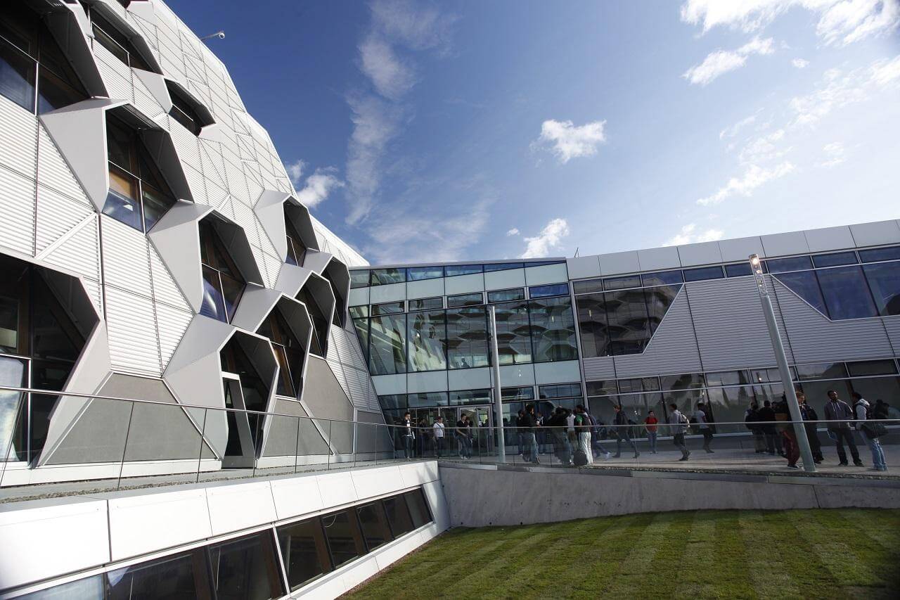 考文垂大學 Coventry University